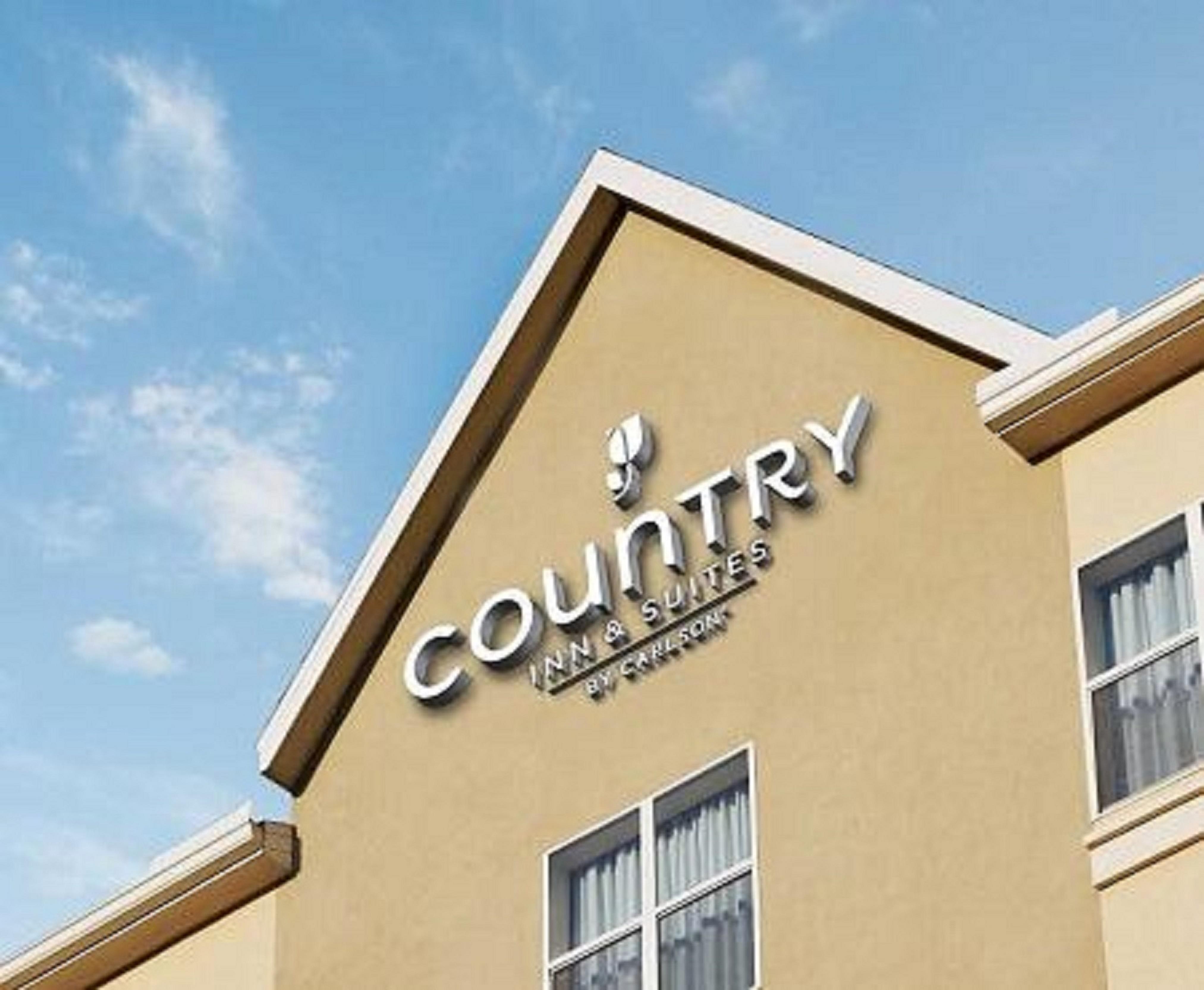 Country Inn & Suites By Radisson, Dundee, Mi Экстерьер фото