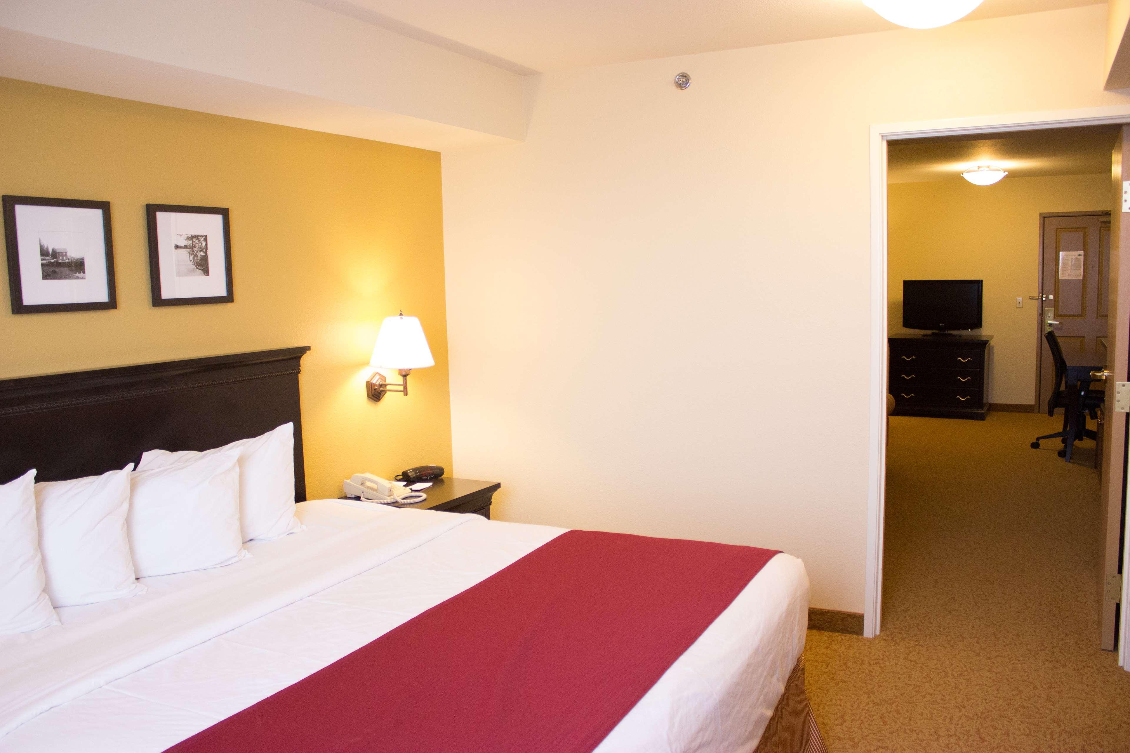 Country Inn & Suites By Radisson, Dundee, Mi Экстерьер фото