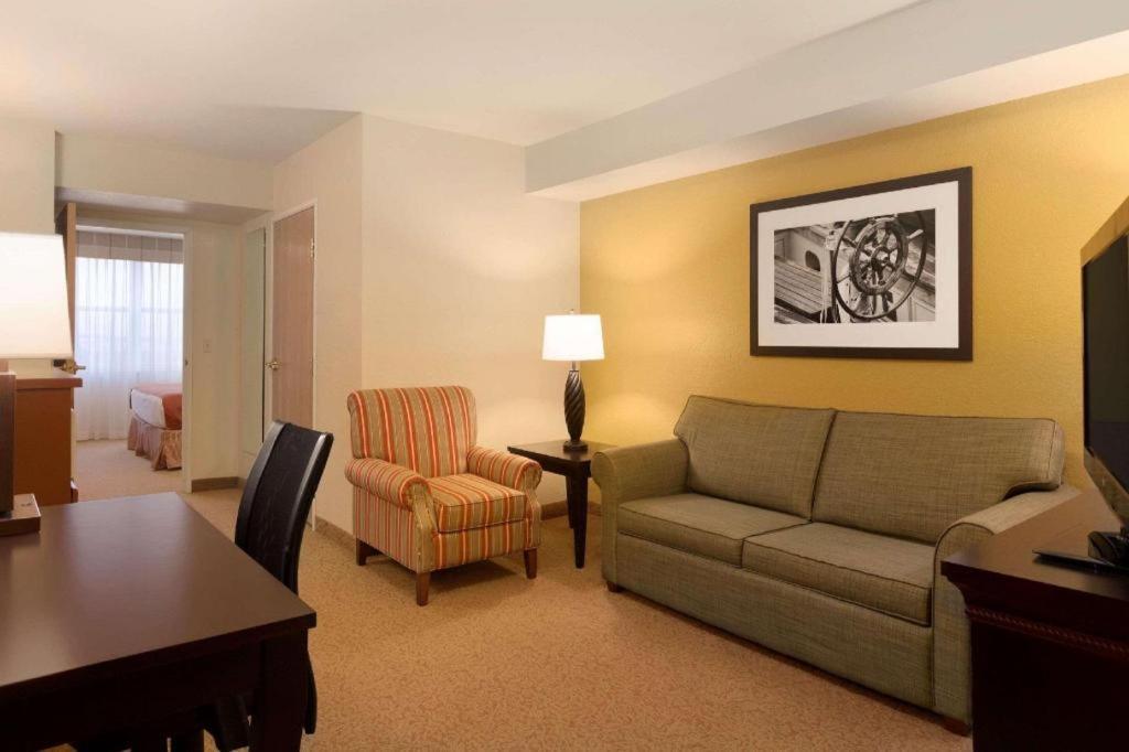 Country Inn & Suites By Radisson, Dundee, Mi Экстерьер фото