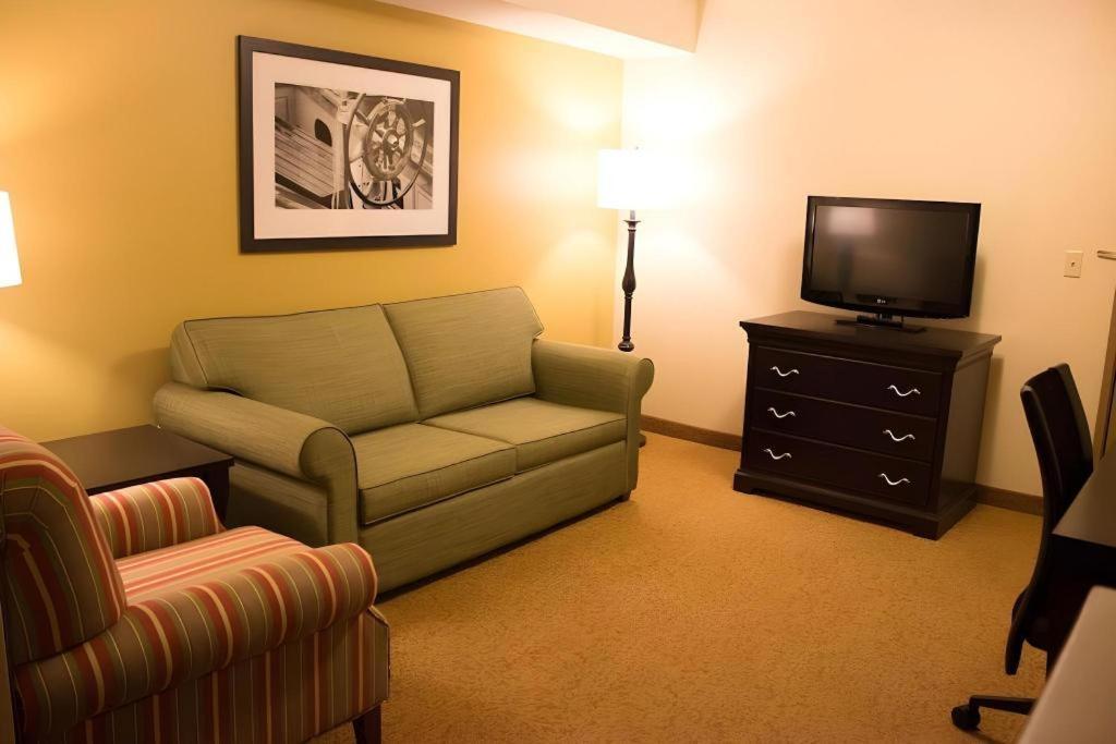 Country Inn & Suites By Radisson, Dundee, Mi Экстерьер фото
